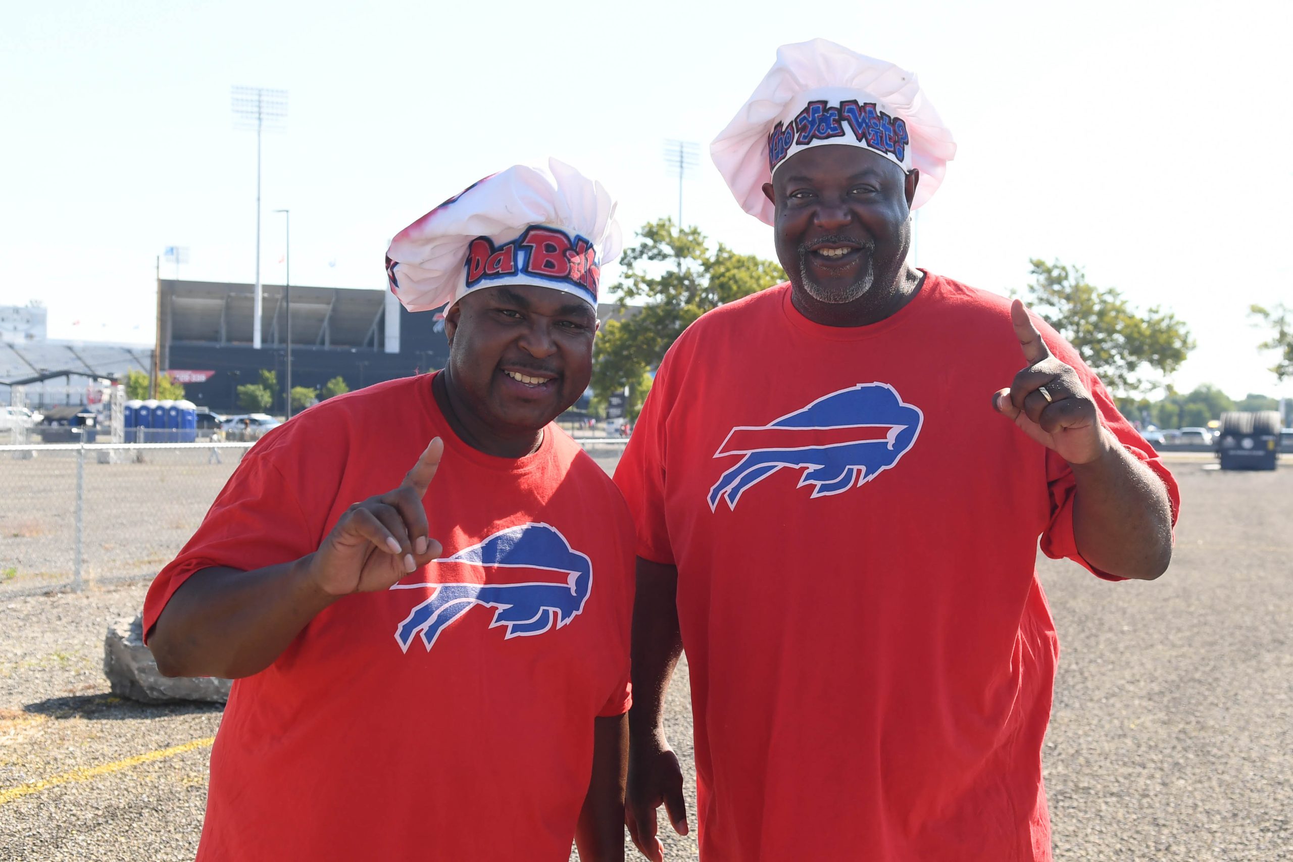 VBN_Bills PreSeason Chef Norm & Chef Poo_8.20.22_NancyJParisi_3880-reduced