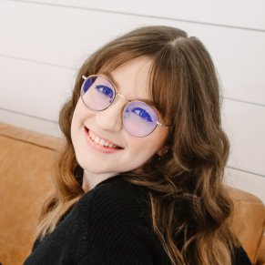 Kelly Rosenfeld headshot