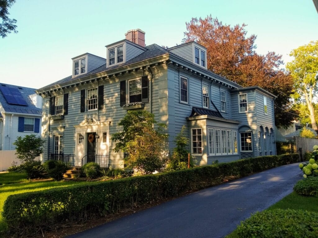 Elmwood Village’s Albright Estate Walking Tour