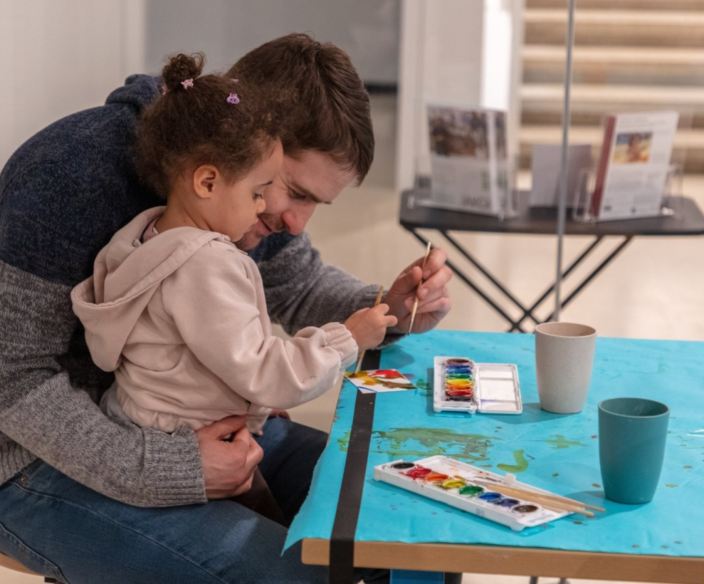 M&T FIRST FRIDAYS: Drop-In Artmaking-Animated Flipbook
