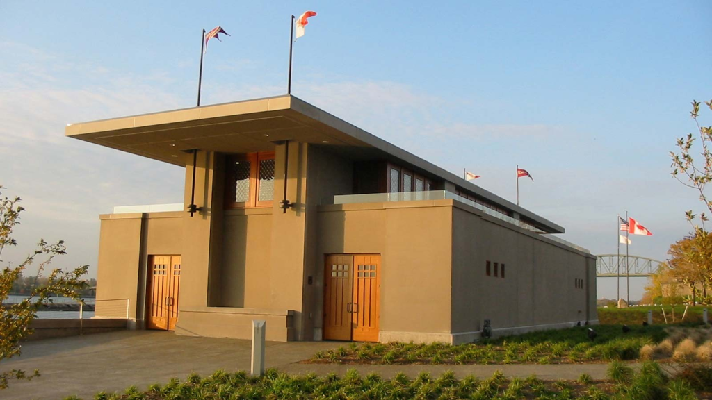 Frank Lloyd Wright’s Fontana Boathouse Tour – 2pm